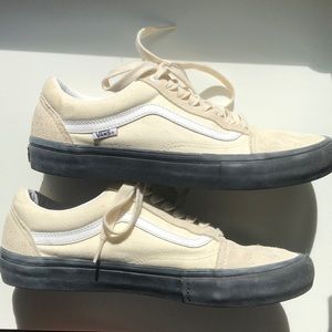 Cream/ Off White Men’s Vans